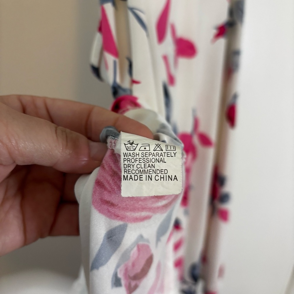 White and Pink Floral Racerback Tank Size M - Picture 9 of 9